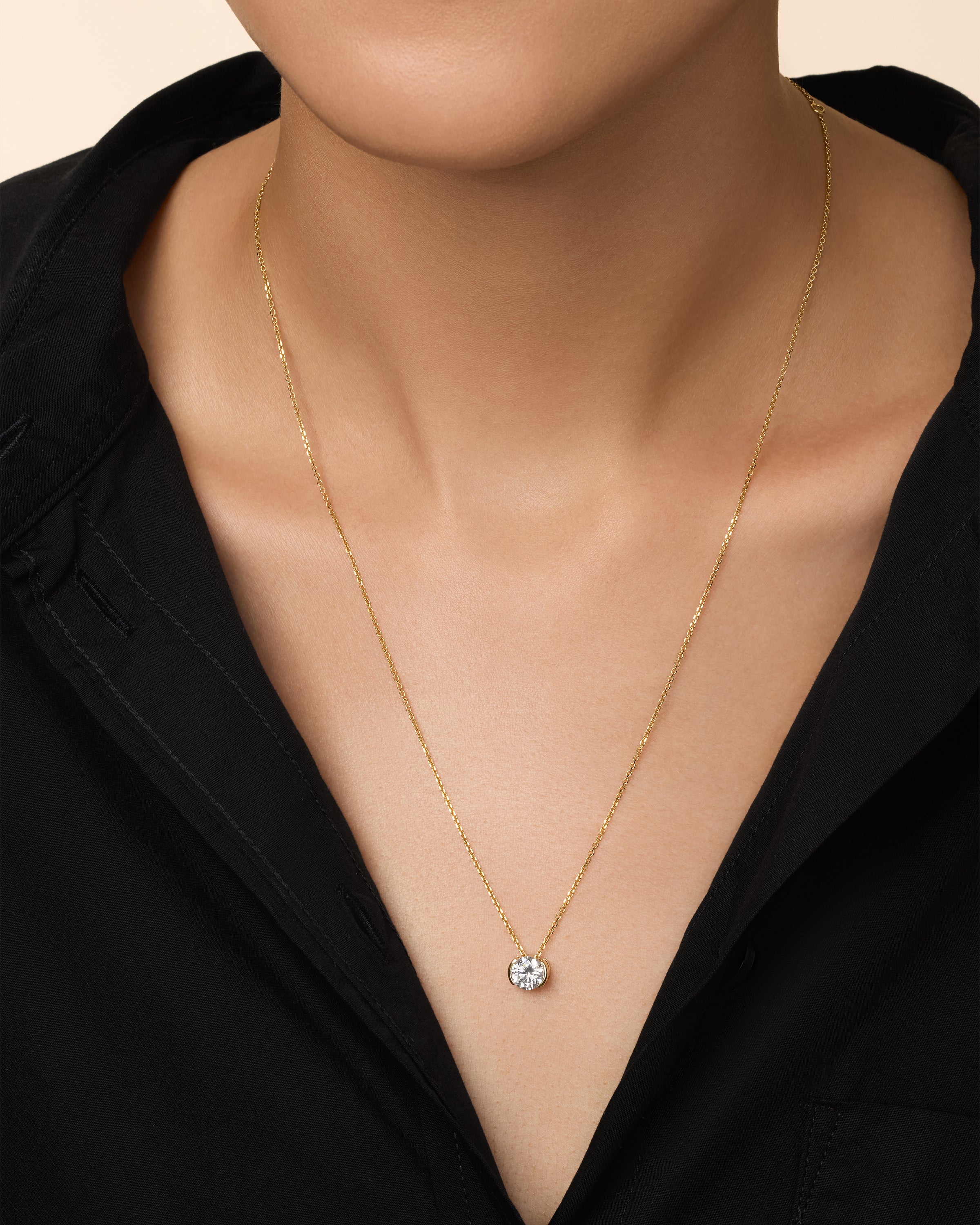 Round Lab Diamond Pendant – additional view